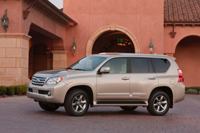 2013 Lexus GX 460 Luxury SUV (5).jpg